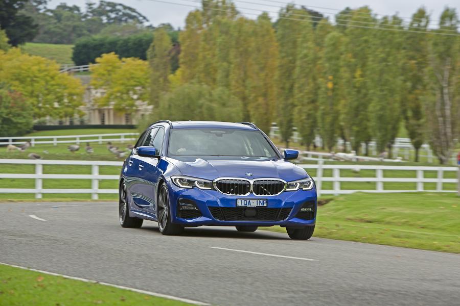  BMW 330i Touring M Sport (G21) 2020 года  (AU) (фото 5 из 22)